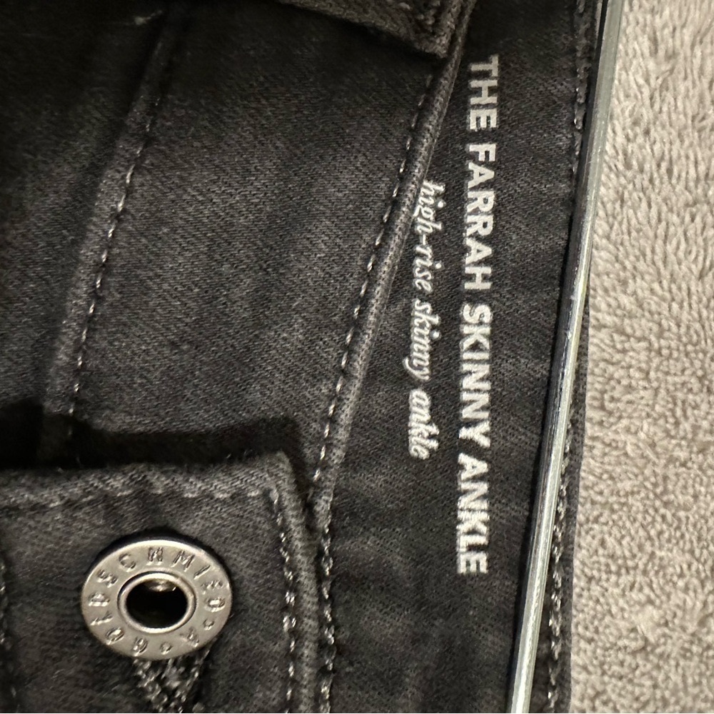 AG The Farrah Skinny Ankle size 29 dark grey